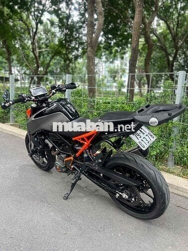 KTM DUKE 390 DATE 2019