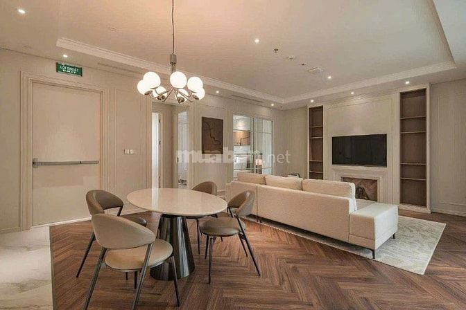 Tôi cần bán nhà Mp phố Liên Trì, Q Hoàn Kiếm, Dt 100 m, 8 T, 40 Tỷ 