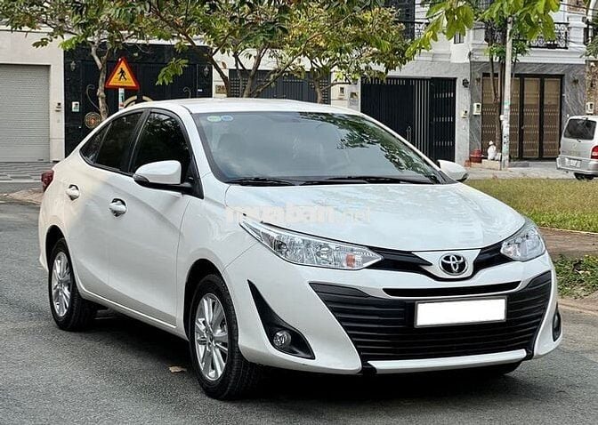 Vios 2021 số sàn màu trắng zin