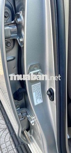 Toyota Fortuner 2014 2.5G 4x2 - 240000 km