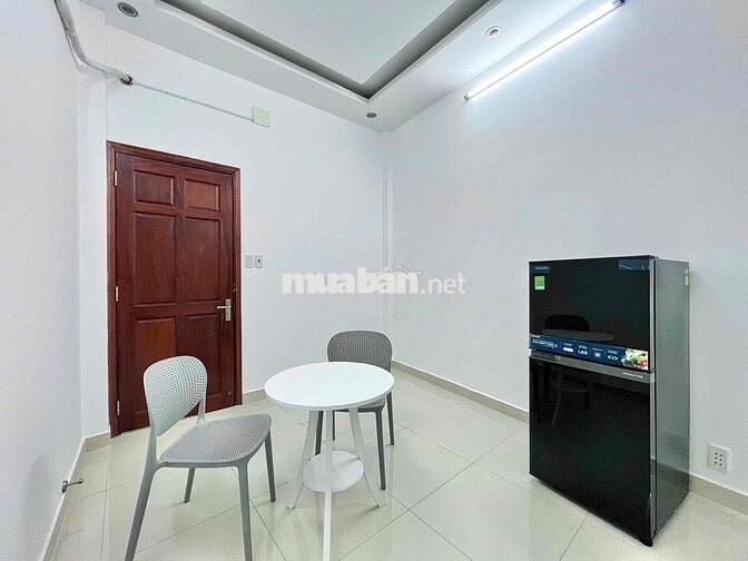 Cho thuê căn hộ 1PN Cửa sổ Q4 gần ĐH Luật, ĐH Nguyễn Tất Thành