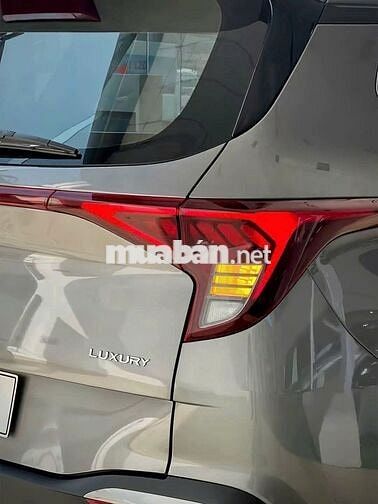 Kia Carens 2024 1.5G Luxury XÁM | MỚI 100%