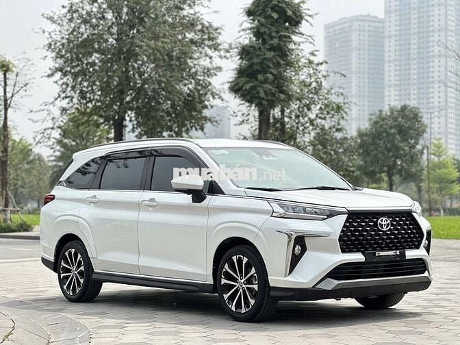 Toyota veloz top cross nhập khẩu -2022