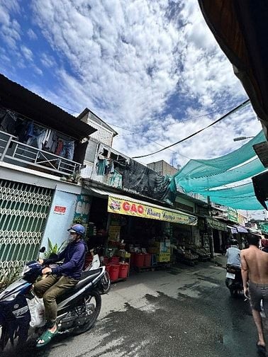 Nhà DT:5,6x13m Mặt tiền kinh doanh Đường Số 3, P9, Q.Gò Vấp.