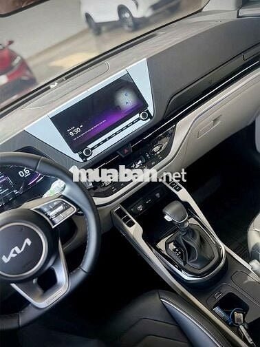 Kia Carens 2024 1.5G Luxury XÁM | MỚI 100%