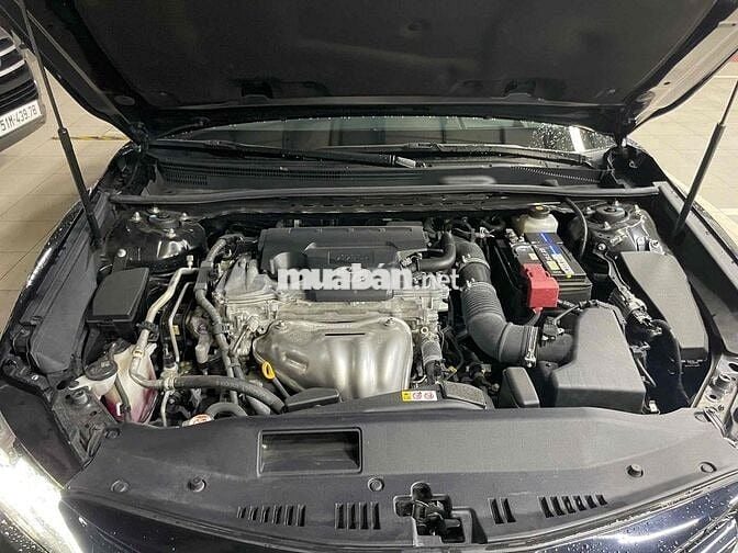 Toyota Camry 2020 2.5Q đi 12000 km có 1 không 2