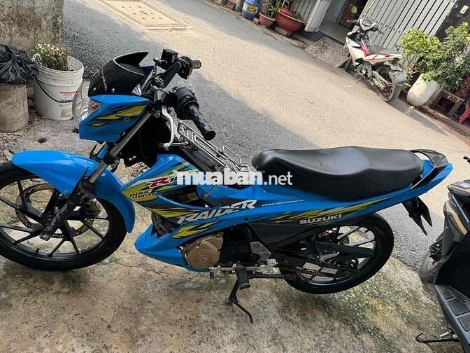 suzuki raider
