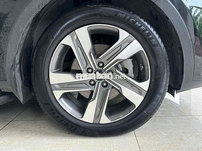 Kia Sorento 2022 Signature 2.2 AT AWD - 90000 km