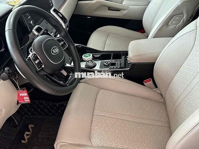 Kia Sorento 2022 Signature 2.2 AT AWD - 90000 km