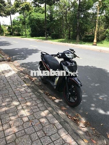 bán sh nhập ý nguyên bản chạy cực ngon- phê- vip11