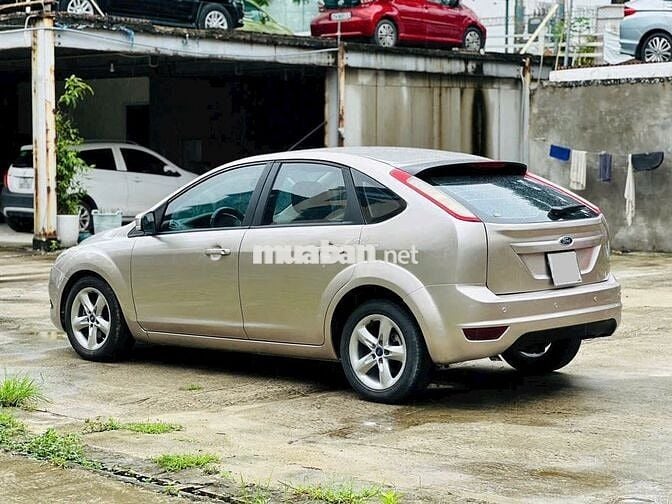 FORD FOCUS 1.8 AT 2012.