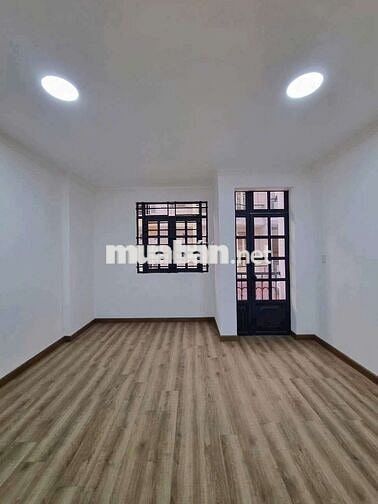 🟥🟥CHO THUÊ NC CÓ 3PN - DT 4,3X15M - HẺM 1982 HUỲNH TẤN PHÁT - NHÀ BÈ