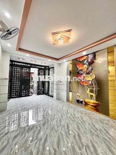 Nhà Đẹp 2 Tầng — Gần Tô Hiệu Hoà Bình (4m x 9m) Hướng Đông Bắc Hẻm 5m