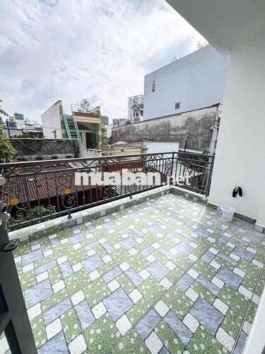 Nhà Đẹp 2 Tầng — Gần Tô Hiệu Hoà Bình (4m x 9m) Hướng Đông Bắc Hẻm 5m