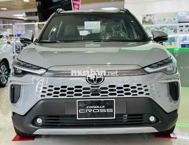 Corolla Cross 2025 | Giảm 100% Trước Bạ + Phụ Kien