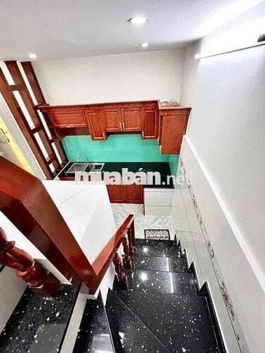 Nhà Đẹp 2 Tầng — Gần Tô Hiệu Hoà Bình (4m x 9m) Hướng Đông Bắc Hẻm 5m