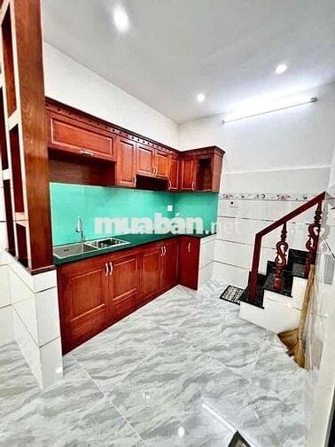 Nhà Đẹp 2 Tầng — Gần Tô Hiệu Hoà Bình (4m x 9m) Hướng Đông Bắc Hẻm 5m