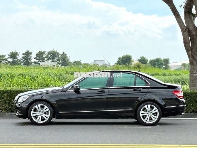 MERCEDES BENZ C200 CGI
