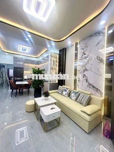 3,990 Tỷ TL nhẹ 3 PN 4 x 19 hẻm 2855/ Huỳnh Tấn Phát