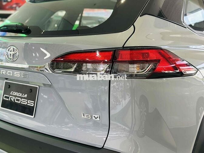 Corolla Cross 2025 | Giảm 100% Trước Bạ + Phụ Kien