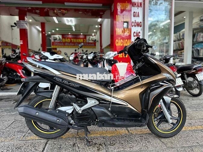 Bán Airblade 2012 Zin Mộc Bao Đẹp, Máy Zin Bao Êm