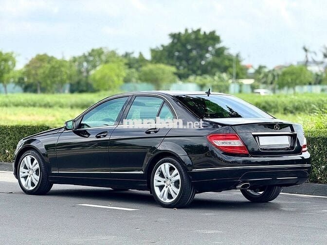 MERCEDES BENZ C200 CGI