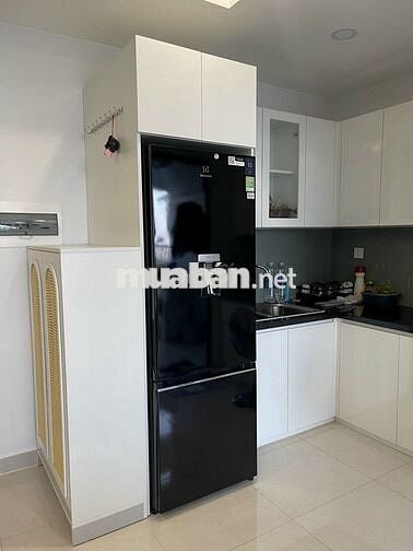 Bán căn 1PN 51m2 giá tốt 2,25 tỷ sổ sẵn view Nội khu hồ bơi