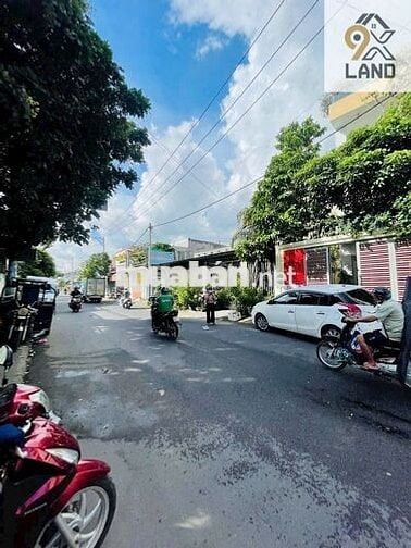 ĐẤT ĐẸP VUÔNG VỨC- NGAY PHẠM VĂN ĐỒNG - HỆ SỐ XD CAO - 160M2 NGANG 6M
