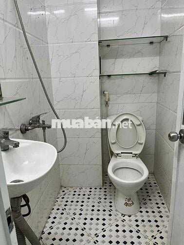 cho thuê nhà phan huy ích p12 ( 3,2x10) trệt , 2 lầu , st , 3pn , 3wc