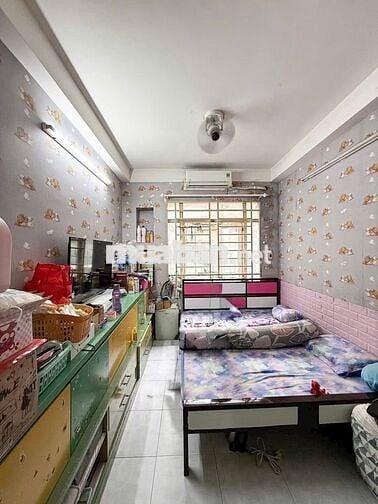 Nhà chính chủ khu phố tây SHR nhầ trống giao nhanh. hh 50 triêu