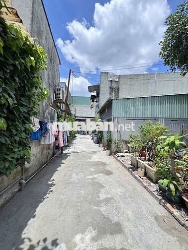 Bán đất tặng nhà tạm kdc gần ngã 3 Cây Điệp p. Tân Đông Hiệp Dĩ An