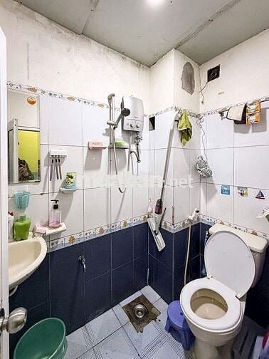 Nhà chính chủ khu phố tây SHR nhầ trống giao nhanh. hh 50 triêu