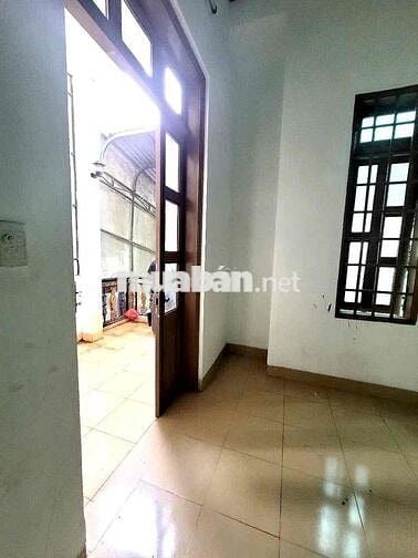 Nhà cho thuê: Đường Lê Thánh Tông