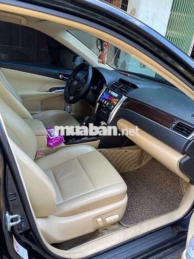 Bán toyota camry 2018 bản E