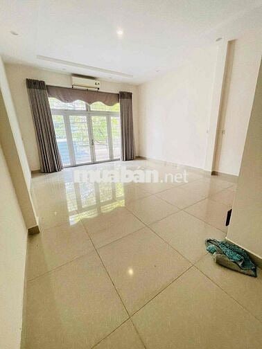 SIÊU PHẨM SÂN BAY - 213D Núi Thành -P13 - TB HXT trống suốt sạch mới