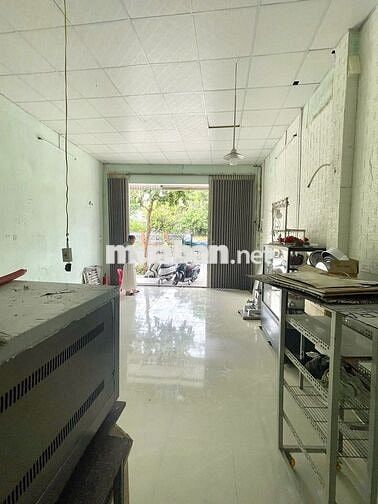 CHO THUÊ NHÀ MẶT ĐƯỜNG THÍCH QUẢNG ĐỨC PHƯỚC LONG GIÁ 10 TRIỆU