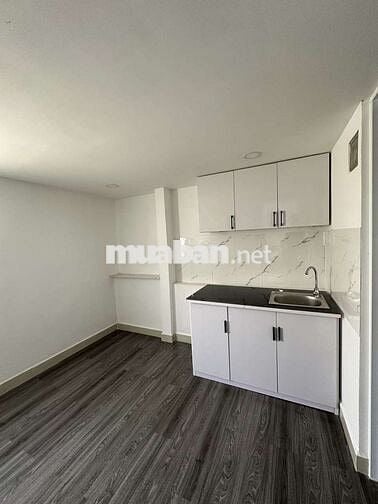 🇻🇳ĐẠI LỄ 2/9 TRỐNG 2 CĂN 1PN 1PB CỬA SỔ & BALCONY GẦN VINCOM PLAZA