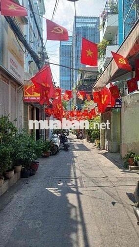 Cho thuê nhà mới đẹp 2pn đường Nguyễn Thị Minh Khai, Q1 cách hxh 1 căn