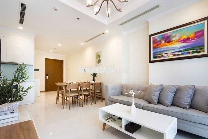 TÔI CẦN CHO THUÊ 2PN VINHOMES CENTRAL PARK NT CAO CẤP - LANDMARK 81