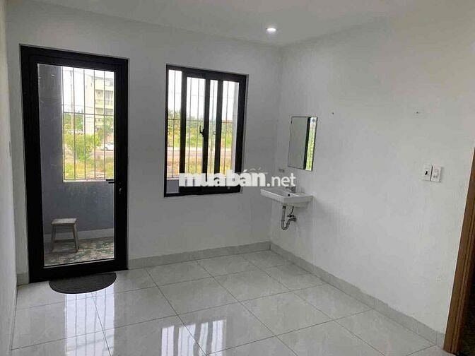 Cho thuê nhà 2 tầng mặt tiền vũ duy đoán   Đường lớn 7.5m  full nội th