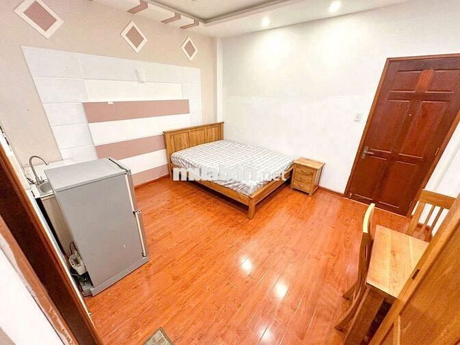 Căn hộ full nội thất, nhà mới hẻm xe tăng đường Đặng Văn Ngữ