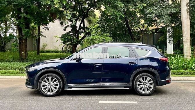 Thanh lý Mazda Cx8 2.5 Premium AWD - 60000 km xanh