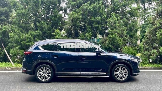 Thanh lý Mazda Cx8 2.5 Premium AWD - 60000 km xanh