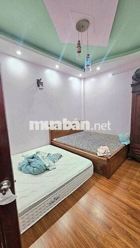 Bán nhà Trương Định 5 tầng sổ riêng