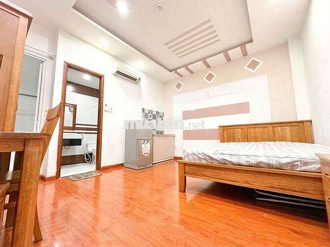 Căn hộ full nội thất, nhà mới hẻm xe tăng đường Đặng Văn Ngữ