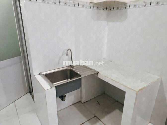 Rẻ quá khách ơi! 5tr chốt cọc 1tháng, nhà 3×10 trệt 1 lầu đúc 2pn 2wc
