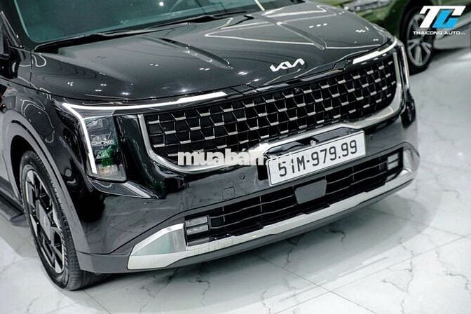 Kia Carnival 2025 Premium 2.2D 7S - 3000 km