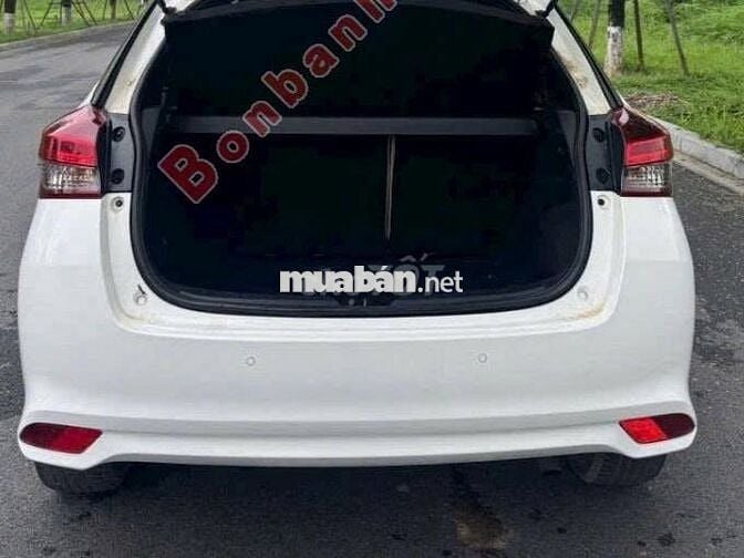 Toyota Yaris 1.5G 2019-màu trắng-70000km