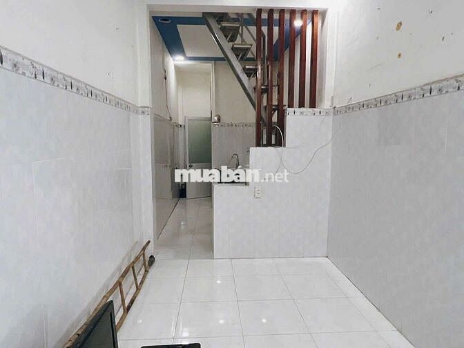 Rẻ quá khách ơi! 5tr chốt cọc 1tháng, nhà 3×10 trệt 1 lầu đúc 2pn 2wc