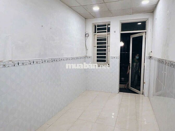Rẻ quá khách ơi! 5tr chốt cọc 1tháng, nhà 3×10 trệt 1 lầu đúc 2pn 2wc